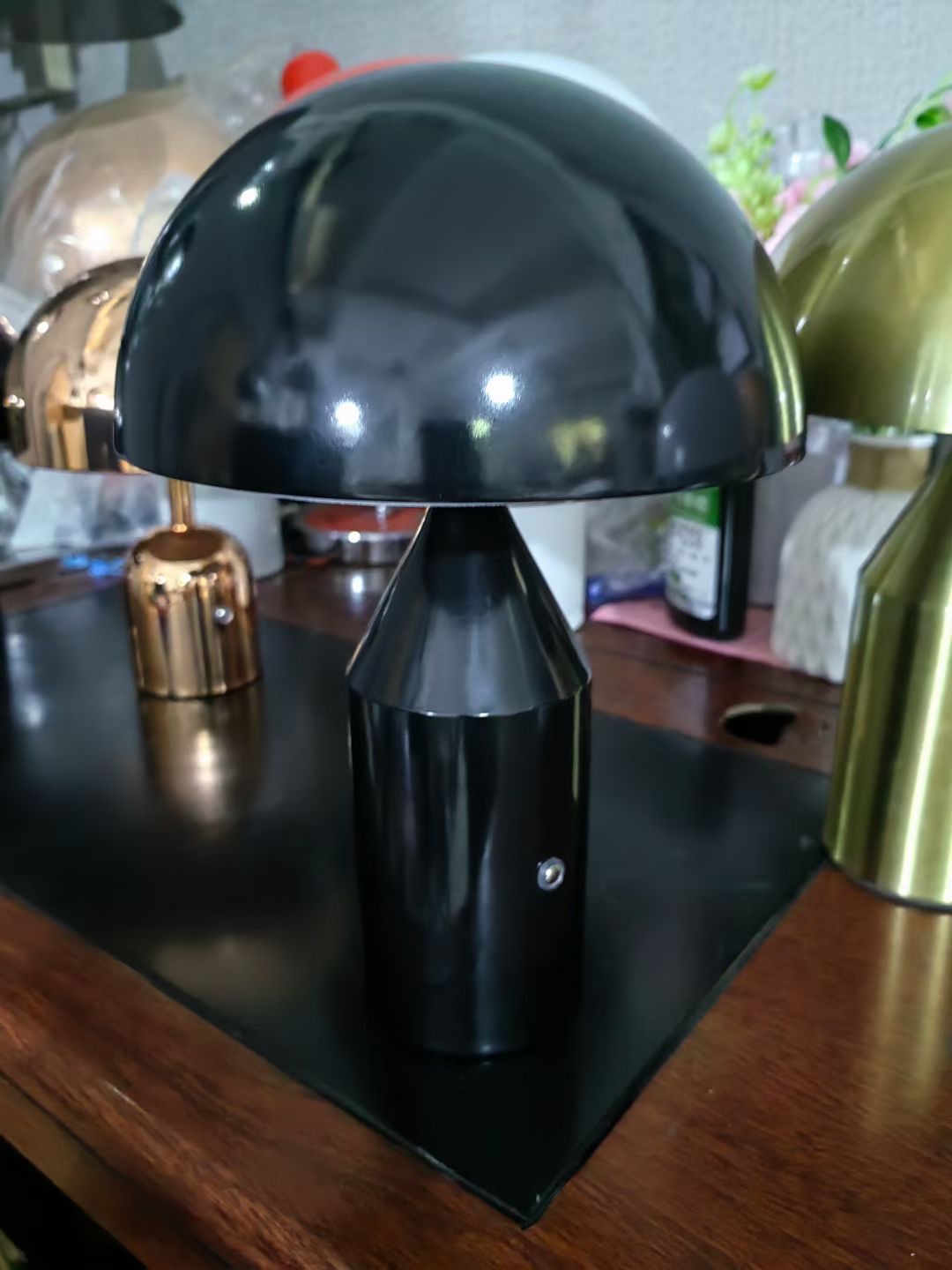 Modern Mushroom Table Lamp with Semi-Circular Metal Shade