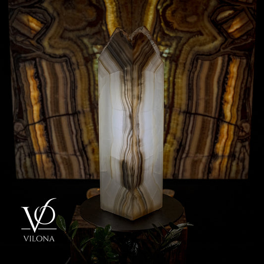 White Ice Onyx Floor Lamp (Live Edge #1)
